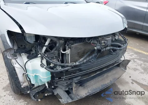 2019 Nissan Rogue Sv z USA, uszkodzony, nr VIN 5N1AT2MV1KC769200